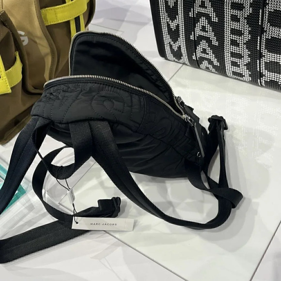 Marc Jacobs Unisex Nylon Backpacks 4S4HBP002H02 BLACK - Picture 7 of 8